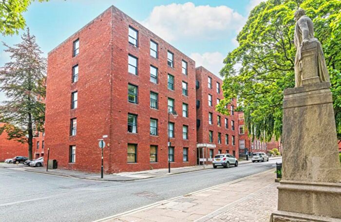 2 Bedroom Flat To Rent In Cross Street, PR1