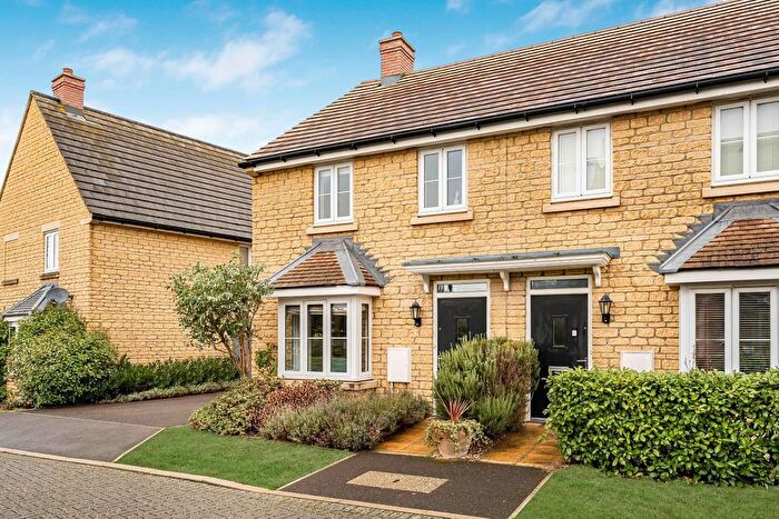 3 Bedroom Property To Rent In Bramling Cross, Longworth, Oxfordshire, OX13