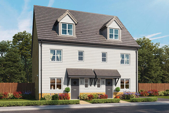 4 Bedroom Semi-Detached House For Sale In Nestor Road, Langley, Maidstone, Kent, ME17