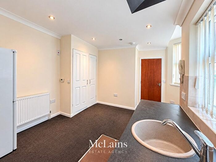 Studio To Rent In Clarendon Road, Luton, LU2