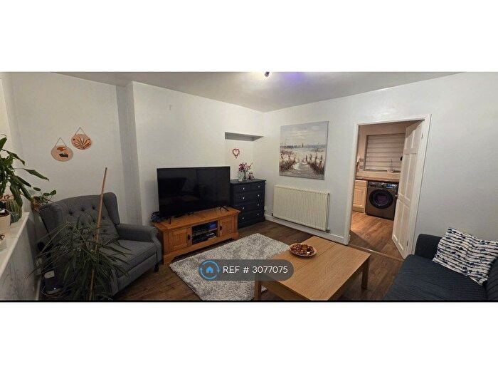 3 Bedroom Terraced House To Rent In Swancote Road, Birmingham, B33