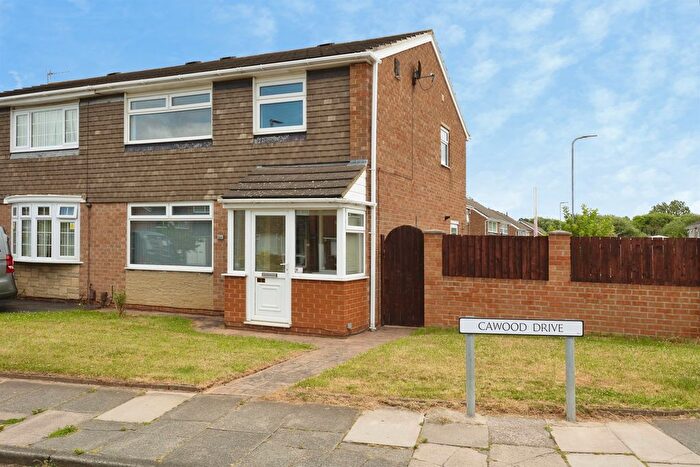 3 Bedroom Semi-Detached House For Sale In Cawood Drive, Middlesbrough, TS5