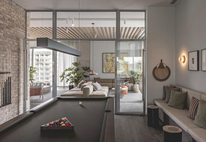 Studio To Rent In Bloom West, Nine Elms Ln, Nine Elms, London, SW11