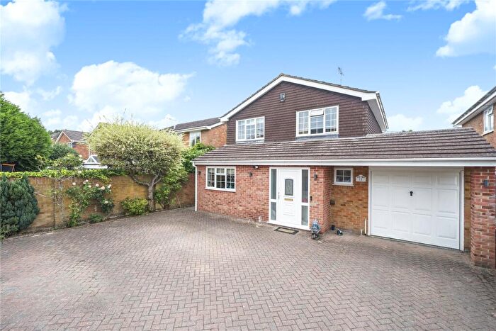 4 Bedroom Detached House For Sale In Orchard Close, West End, Woking, Surrey, GU24