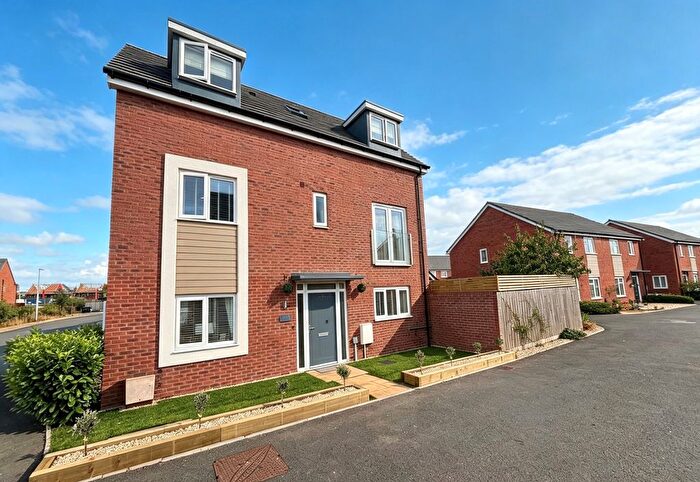 5 Bedroom Detached House To Rent In Regan Avenue, Stratford-Upon-Avon, CV37