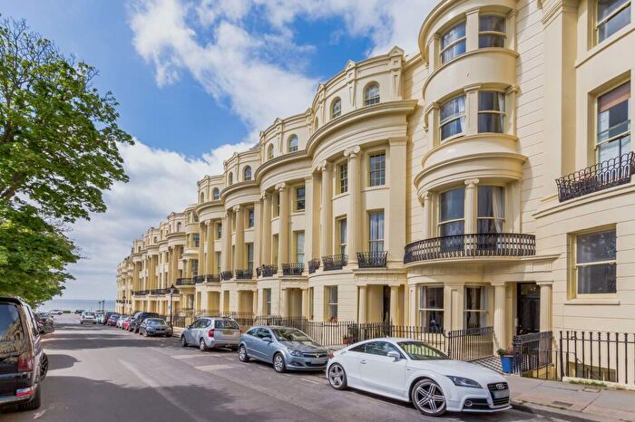 2 Bedroom Flat To Rent In Brunswick Square, Brunswick Square, BN3