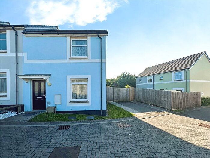 2 Bedroom End Of Terrace House For Sale In Parc Pordic, Hayle, Cornwall, TR27