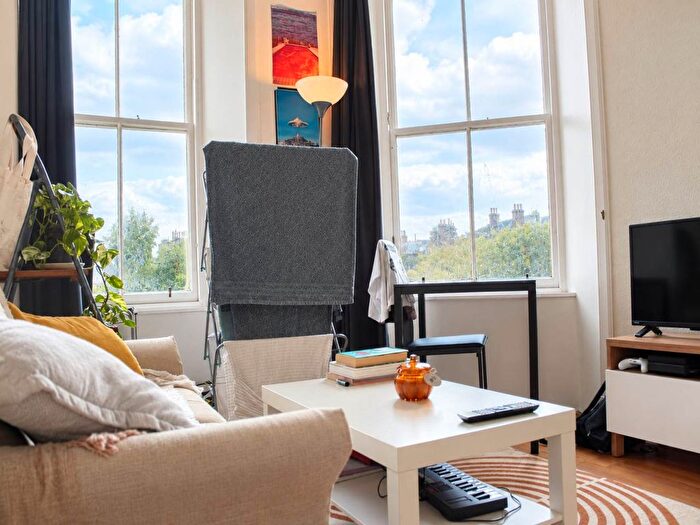 1 Bedroom Flat To Rent In Sciennes House Place, Newington, Edinburgh, EH9