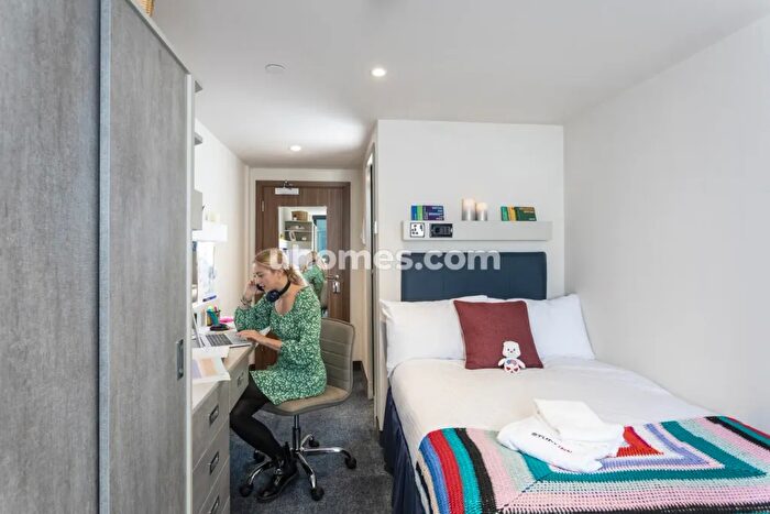 1 Bedroom Flat To Rent In Welford Road, Leicester, LE2