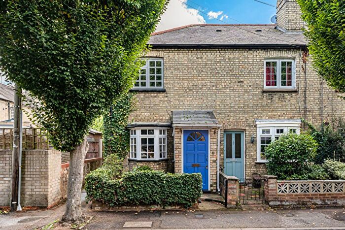2 Bedroom End Of Terrace House For Sale In Oldhall Street, Hertford, SG14