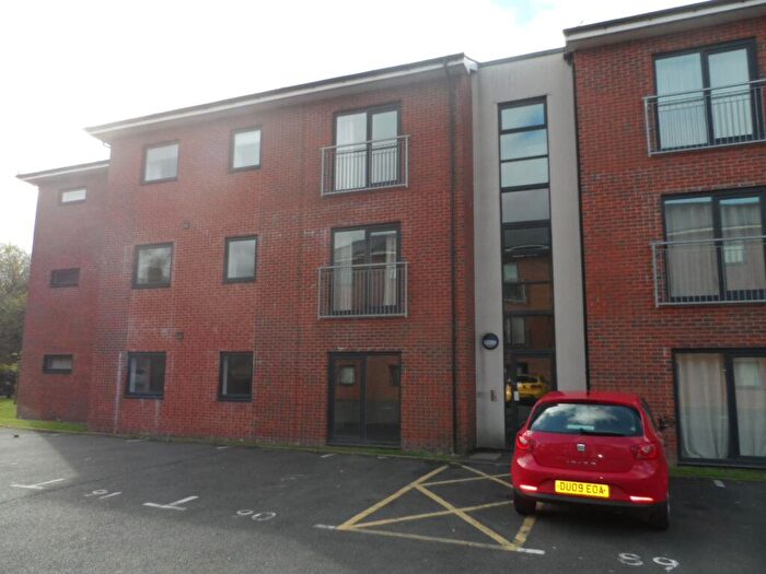 2 Bedroom Apartment To Rent In Penstock Drive, Stoke-on-Trent, ST4