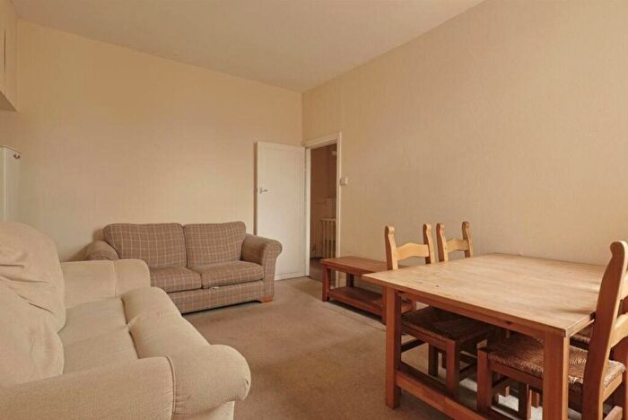 3 Bedroom Apartment To Rent In Albany Street, London, NW1