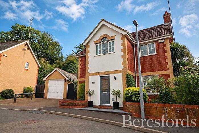 3 Bedroom Detached House For Sale In Sedgefield Way, Braintree, CM7