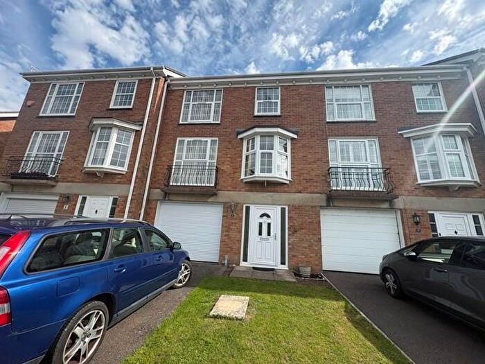 3 Bedroom Town House To Rent In Fisher Close, Hythe, CT21