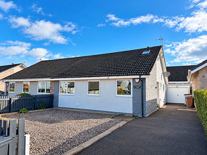 3 Bedroom Semi-Detached House For Sale In Souter Drive, Inverness, IV2