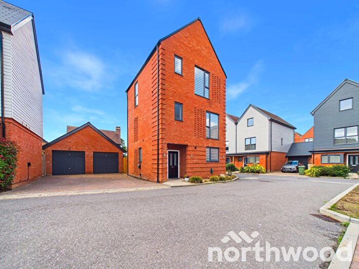 3 Bedroom Detached House For Sale In Oakwood Mews, Chilmington Lakes, Ashford, TN23