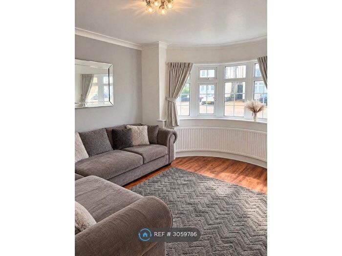 2 Bedroom Semi-Detached House To Rent In Sidmouth Road, Welling, DA16
