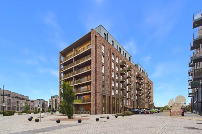 2 Bedroom Apartment For Sale In Wharf Road, Chelmsford, CM2