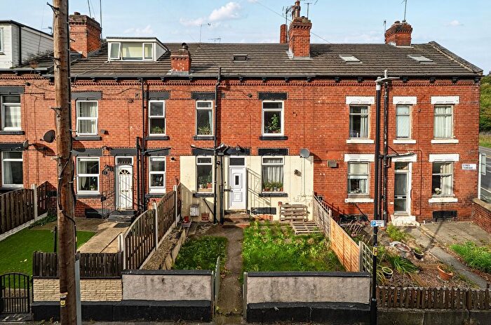 2 Bedroom Terraced House For Sale In Eyres Terrace, Leeds, West Yorkshire, LS12