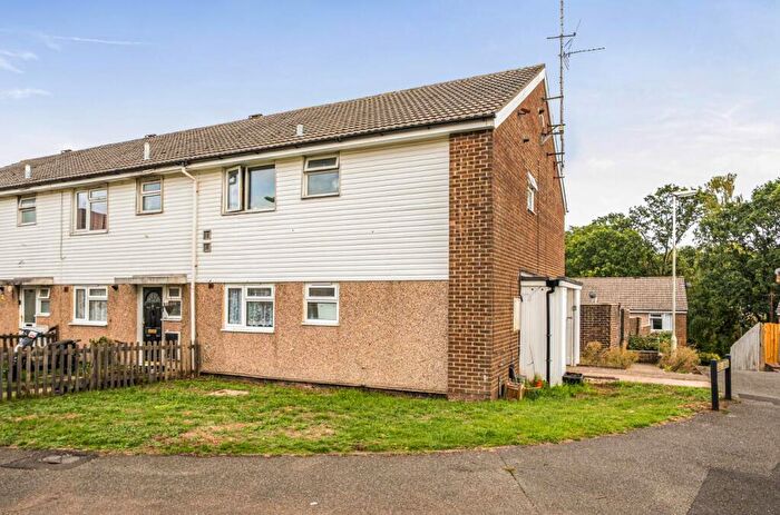 1 Bedroom Maisonette For Sale In Essex Green, Chandler's Ford, SO53