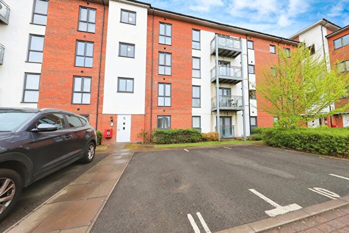 2 Bedroom Flat For Sale In Donington Grove, Wolverhampton, West Midlands, WV10