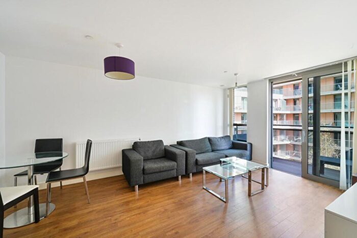 2 Bedroom Apartment To Rent In Venice Corte, Lewisham, SE13