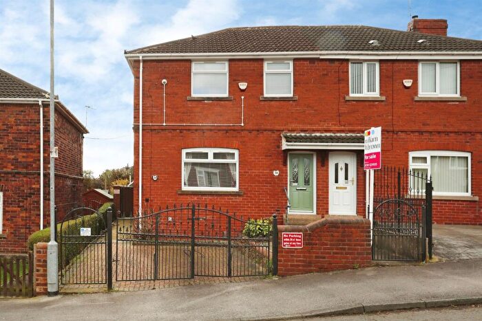3 Bedroom Semi-Detached House For Sale In Guilthwaite Crescent, Whiston, Rotherham, S60