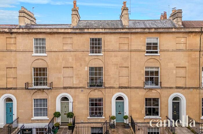 3 Bedroom Terraced House For Sale In Daniel Street, Bath, BA2
