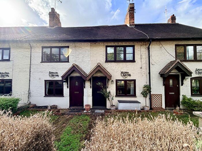 2 Bedroom Terraced House For Sale In Bourne End - No Chain, SL8