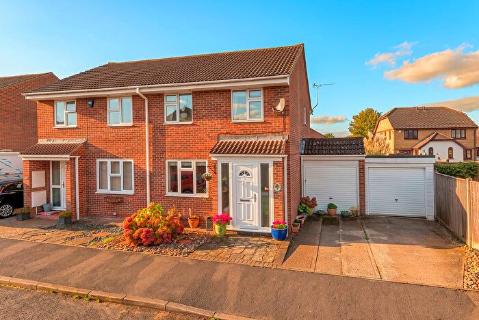 2 Bedroom Semi-Detached House For Sale In Ballard Way, Tonbridge, TN12