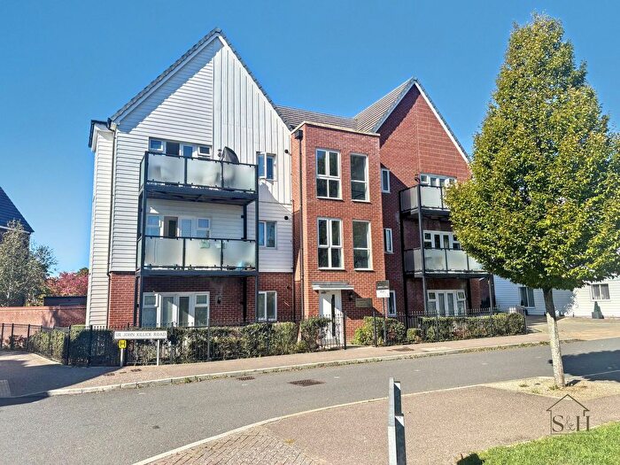 2 Bedroom Flat For Sale In Sir John Killick Road, Ashford, TN23
