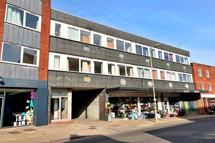 2 Bedroom Flat To Rent In Winchester City Centre, SO23