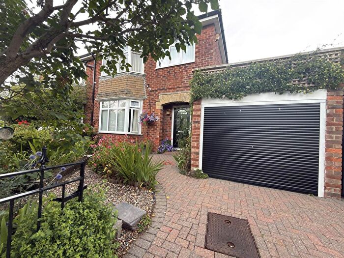 3 Bedroom Semi-Detached House For Sale In Loraine Crescent, Darlington, DL1