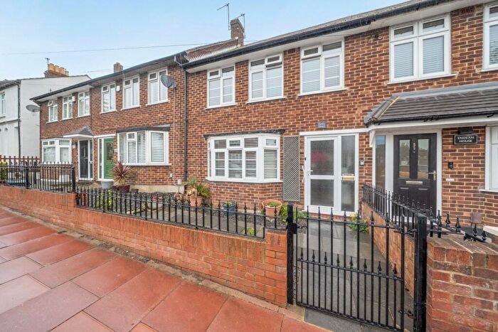 3 Bedroom Terraced House For Sale In Seward Road, Beckenham, BR3