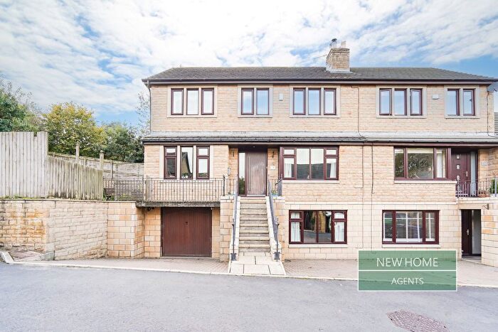 4 Bedroom Semi-Detached House For Sale In White Lee Avenue, Trawden, Colne, BB8