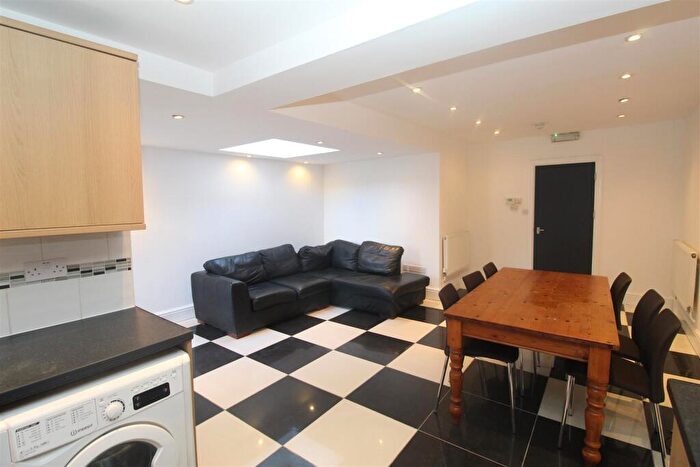 8 Bedroom House To Rent In Cathays Terrace, Cathays, Cardiff, CF24