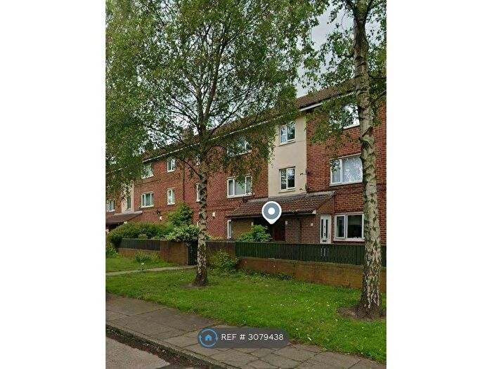 2 Bedroom Flat To Rent In Lutterworth Road, Newcastle Upon Tyne, NE12