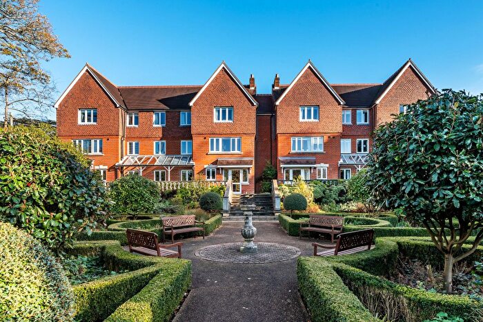 2 Bedroom Flat For Sale In Apartment, Chartwell Lodge, Bishops Down Road, Tunbridge Wells, Kent, TN4