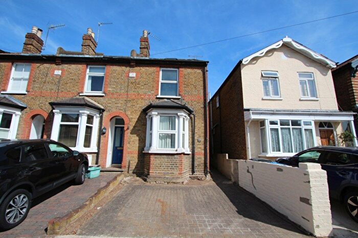 4 Bedroom Semi-Detached House To Rent In East Road, Kingston Upon Thames, KT2