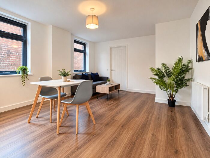 1 Bedroom Apartment To Rent In The Square Old, Town, SN1