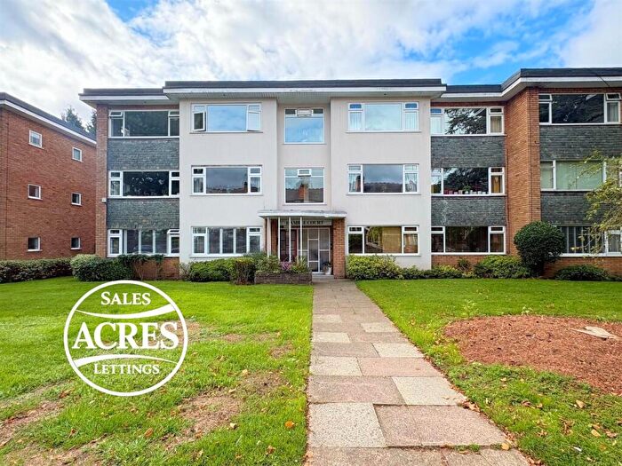 2 Bedroom Flat For Sale In Park Road, Sutton Coldfield, B73