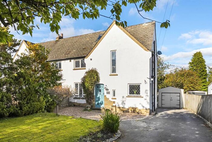 3 Bedroom Semi-Detached House For Sale In Hawksworth Lane, Guiseley, LS20