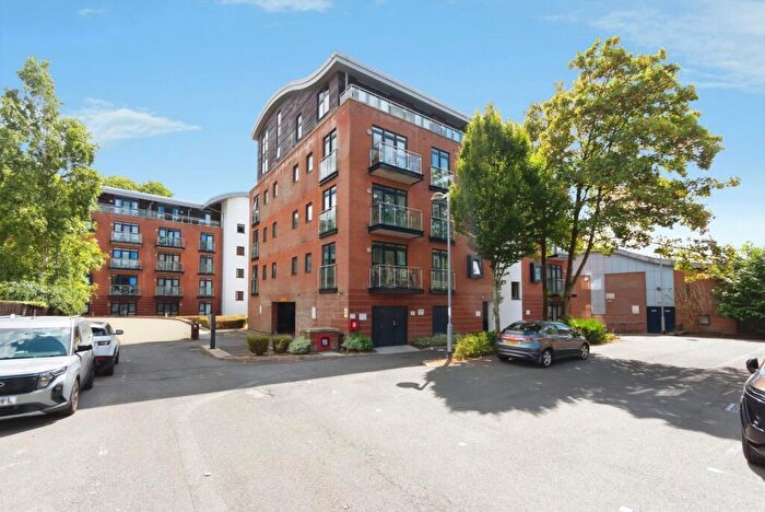 1 Bedroom Flat For Sale In Union Road, Solihull, West Midlands, B91