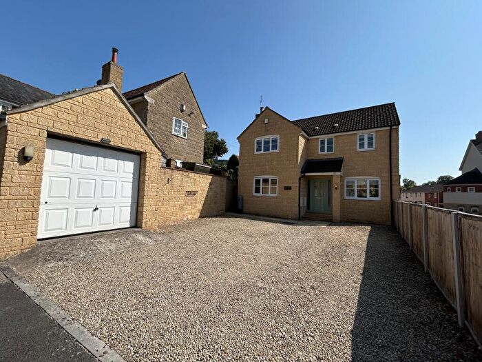 3 Bedroom House To Rent In Milborne Port, DT9