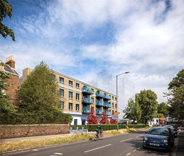 2 Bedroom Apartment For Sale In Church Grove, Hampton Wick, KT1