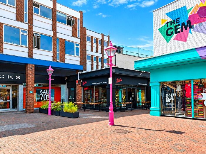 2 Bedroom Flat For Sale In Herbert Place, Margate, Kent, CT9