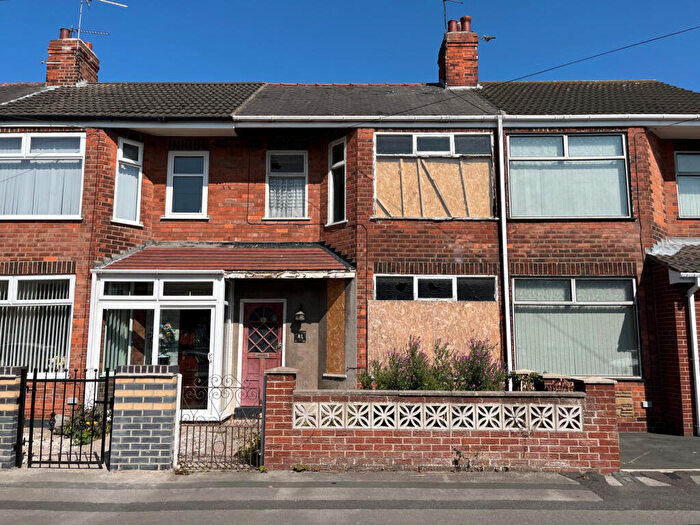 3 Bedroom Terraced House For Sale In Sherwood Avenue, Hull, HU9
