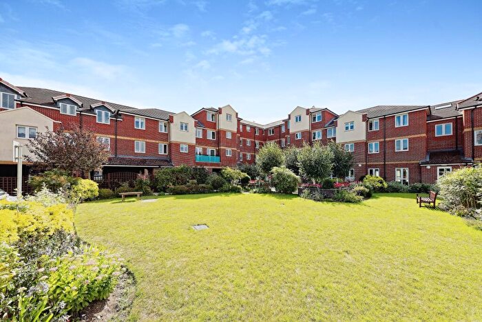 1 Bedroom Apartment For Sale In Richmond Court (Herne Bay), Herne Bay, CT6