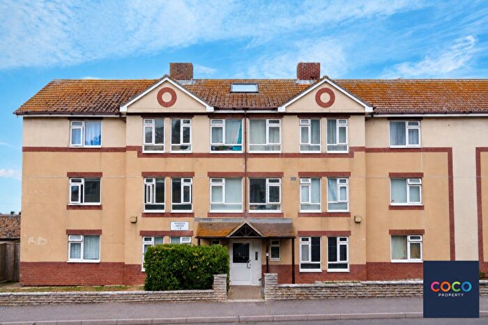 2 Bedroom Flat For Sale In Coronation Road, Portland, Dorset, DT5