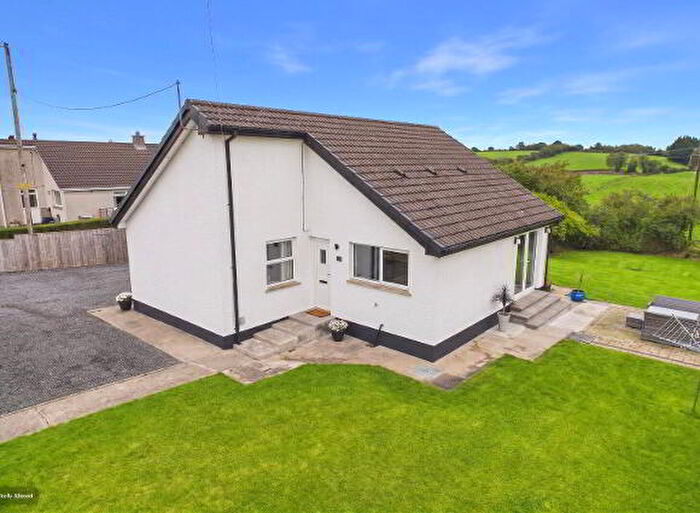 3 Bedroom Detached Bungalows For Sale In Drumaghadone Road, Dromore, BT25